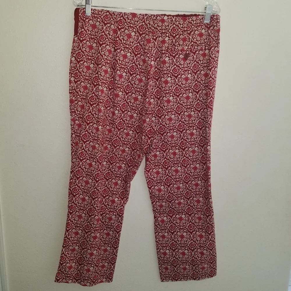 Old Navy Maternity Capri Pants Red White Size Medium Panel